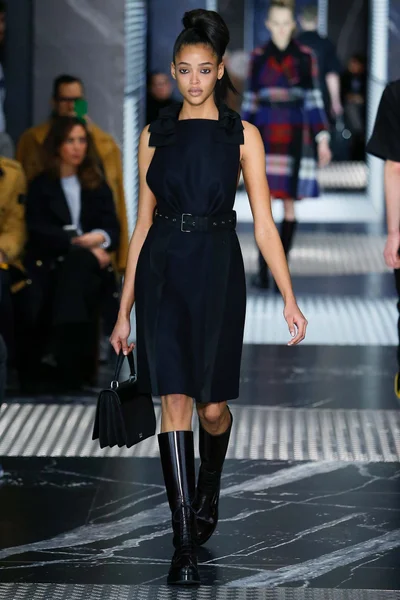 Look 35